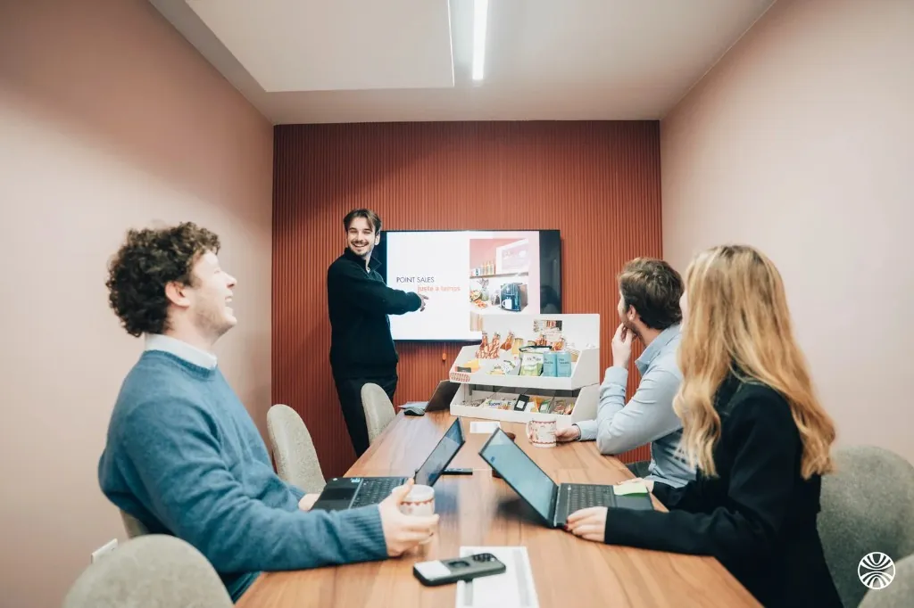 Présentation commerciale en entreprise avec Juste à temps